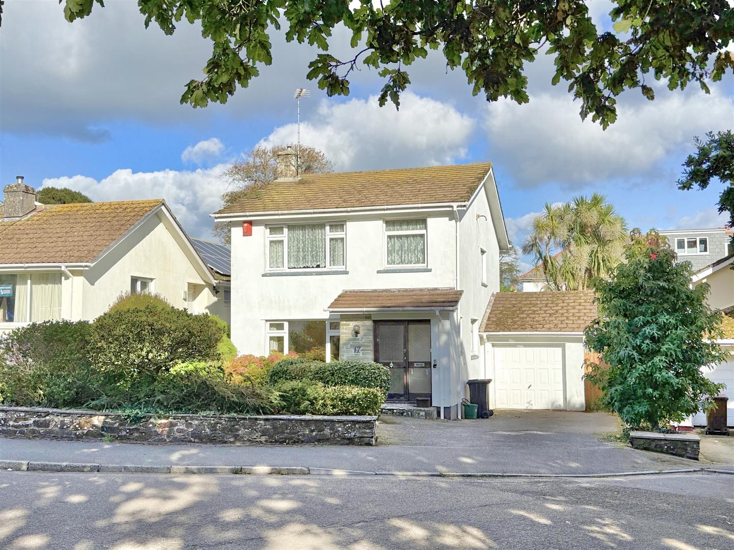 Trelawney Avenue, Falmouth